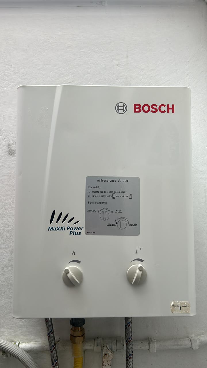 Calentador Bosch instalado por Siigas Medellín
